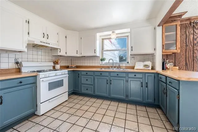 6461 Hudson Street Commerce City, CO 80022