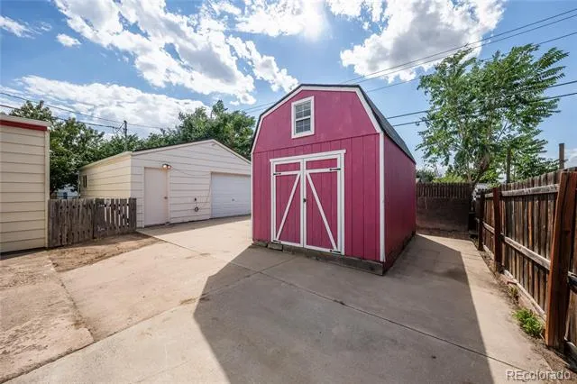 6461 Hudson Street Commerce City, CO 80022