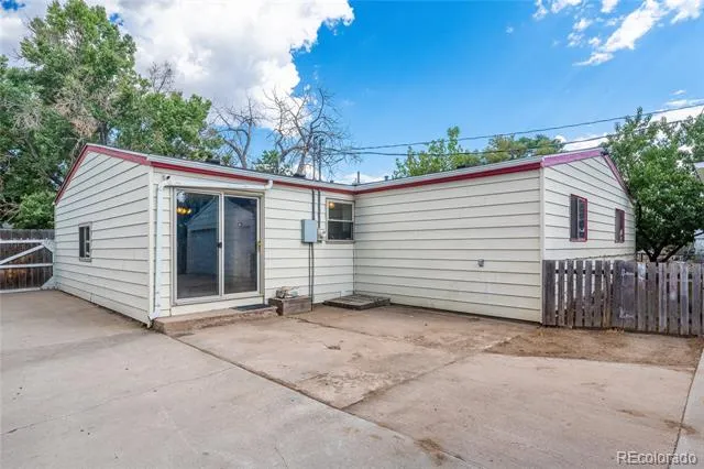 6461 Hudson Street Commerce City, CO 80022