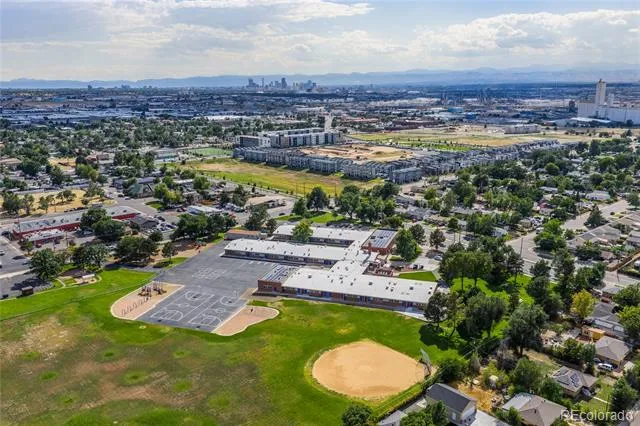 6461 Hudson Street Commerce City, CO 80022