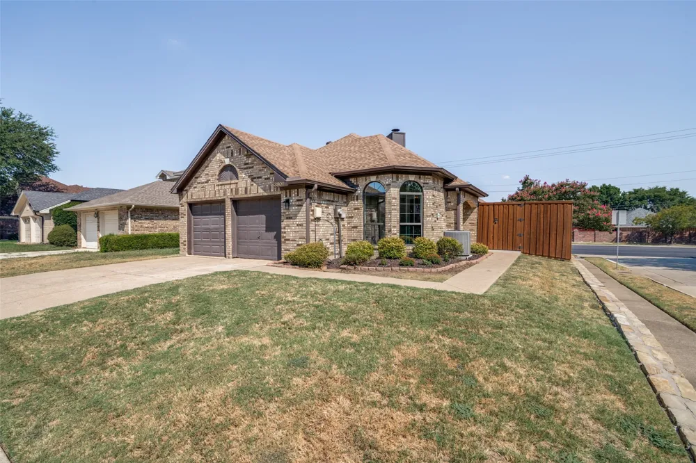 3801 Suffolk Lane Plano, TX 75023