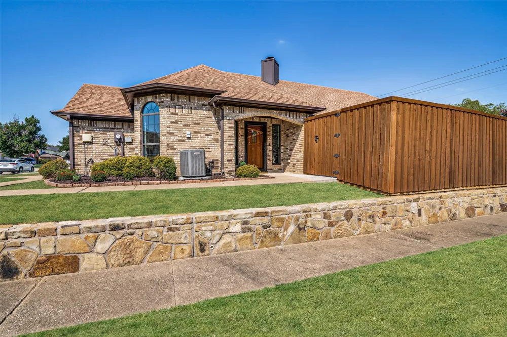 3801 Suffolk Lane Plano, TX 75023