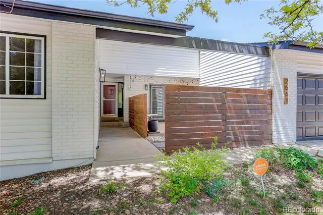 2669 S Moline Court Aurora, CO 80014