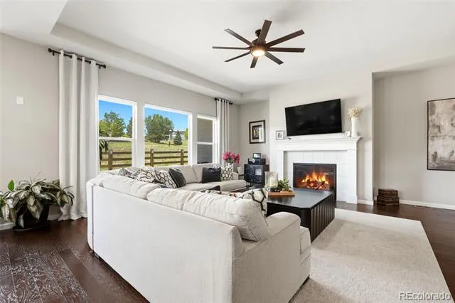 6883 Mentha Drive Castle Rock, CO 80108