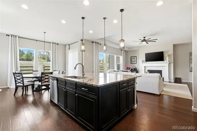 6883 Mentha Drive Castle Rock, CO 80108