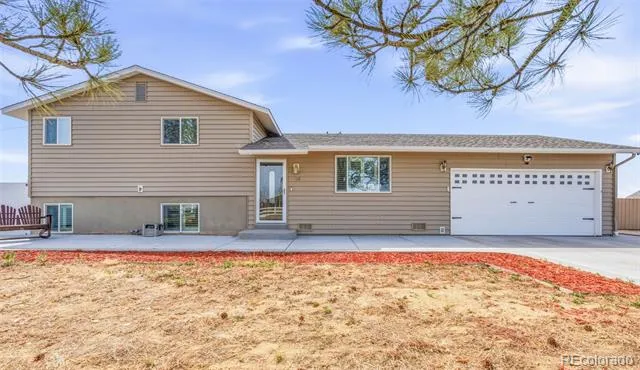 468 E Keen Avenue Byers, CO 80103
