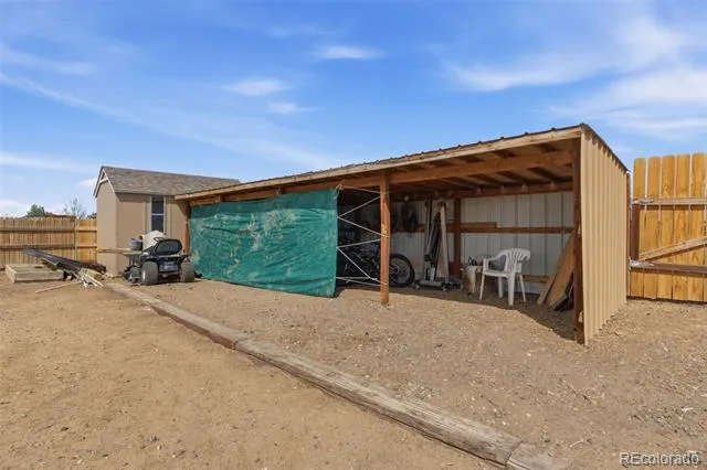 468 E Keen Avenue Byers, CO 80103