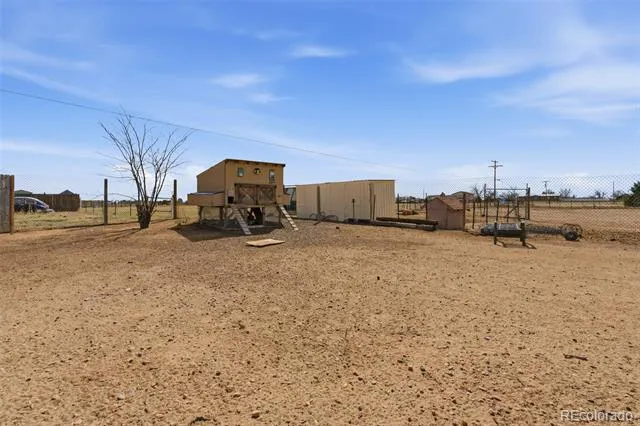 468 E Keen Avenue Byers, CO 80103