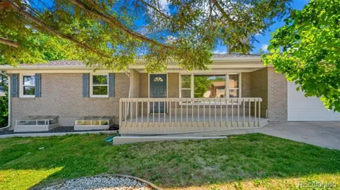 10 El Sereno Drive