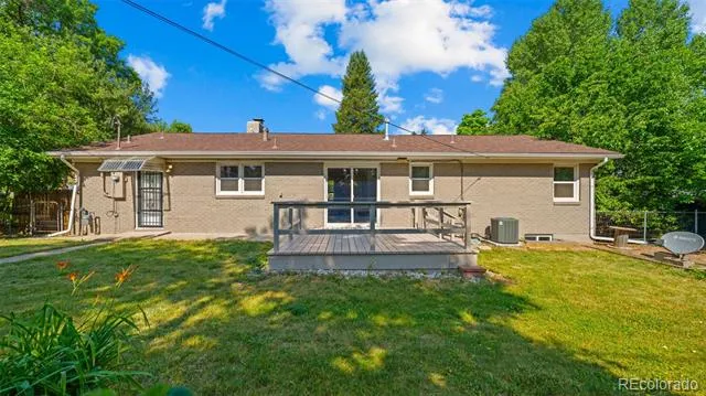 10 El Sereno Drive Colorado Springs, CO 80906