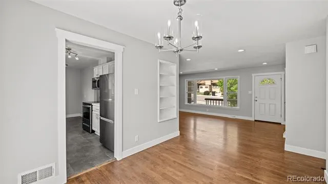 10 El Sereno Drive Colorado Springs, CO 80906