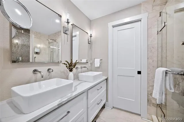 7561 S Ulster Place Centennial, CO 80112
