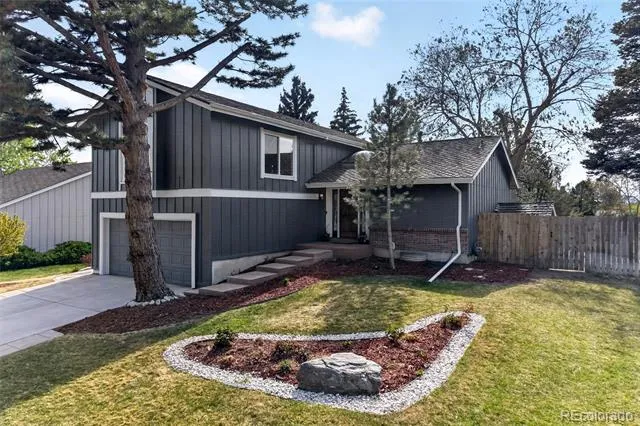 7561 S Ulster Place Centennial, CO 80112