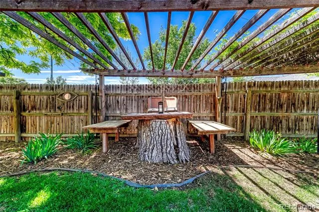 1557 Dallas Street Aurora, CO 80010