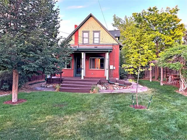 1557 Dallas Street Aurora, CO 80010