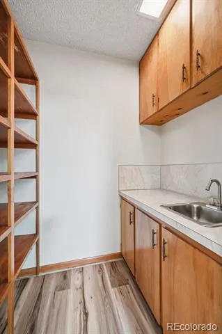 1373 S Cape Way Lakewood, CO 80232