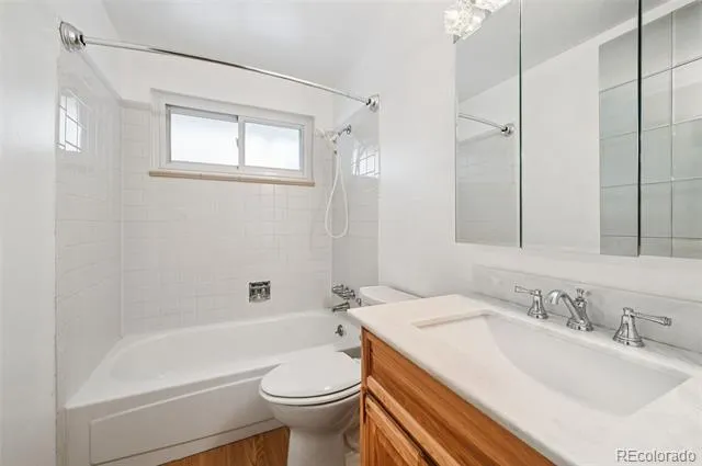 1373 S Cape Way Lakewood, CO 80232