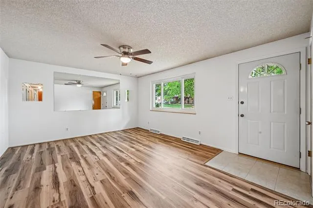1373 S Cape Way Lakewood, CO 80232