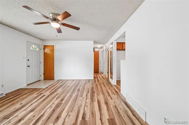 1373 S Cape Way Lakewood, CO 80232