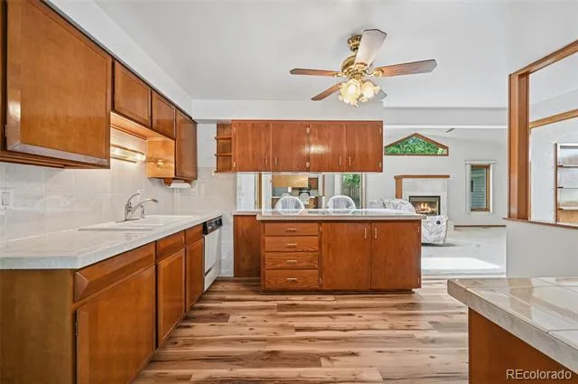 1373 S Cape Way Lakewood, CO 80232