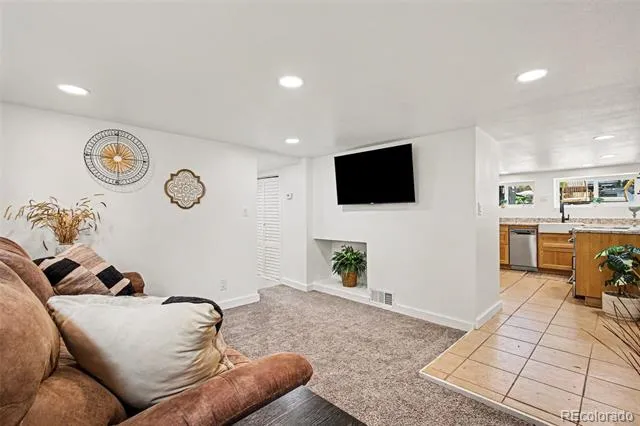 225 Cedar Street Colorado Springs, CO 80903