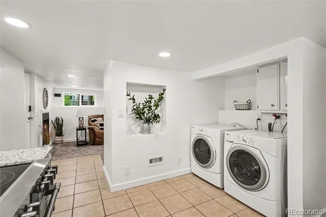 225 Cedar Street Colorado Springs, CO 80903