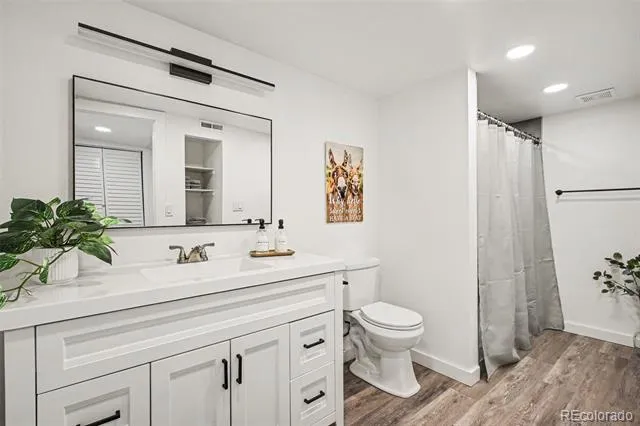 225 Cedar Street Colorado Springs, CO 80903