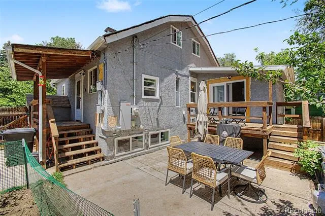 225 Cedar Street Colorado Springs, CO 80903