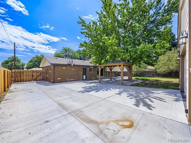 1565 S Otis Street Denver, CO 80232