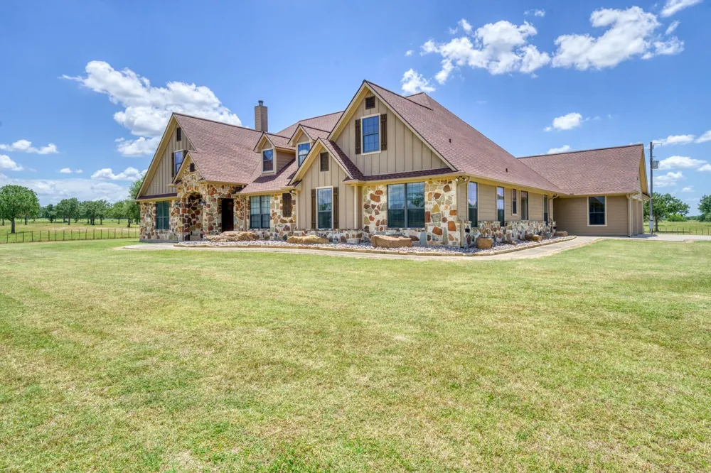 16316 County Road 436 Somerville, TX 77879