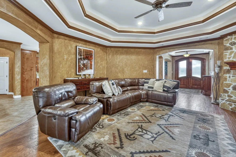 16316 County Road 436 Somerville, TX 77879
