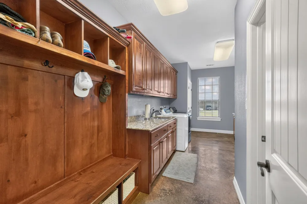16316 County Road 436 Somerville, TX 77879