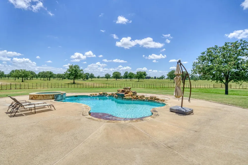 16316 County Road 436 Somerville, TX 77879