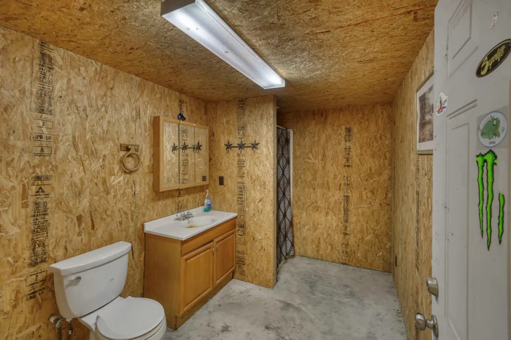 16316 County Road 436 Somerville, TX 77879