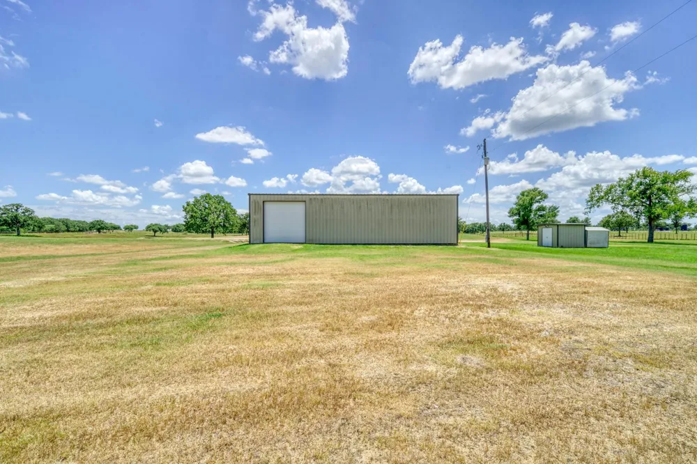 16316 County Road 436 Somerville, TX 77879