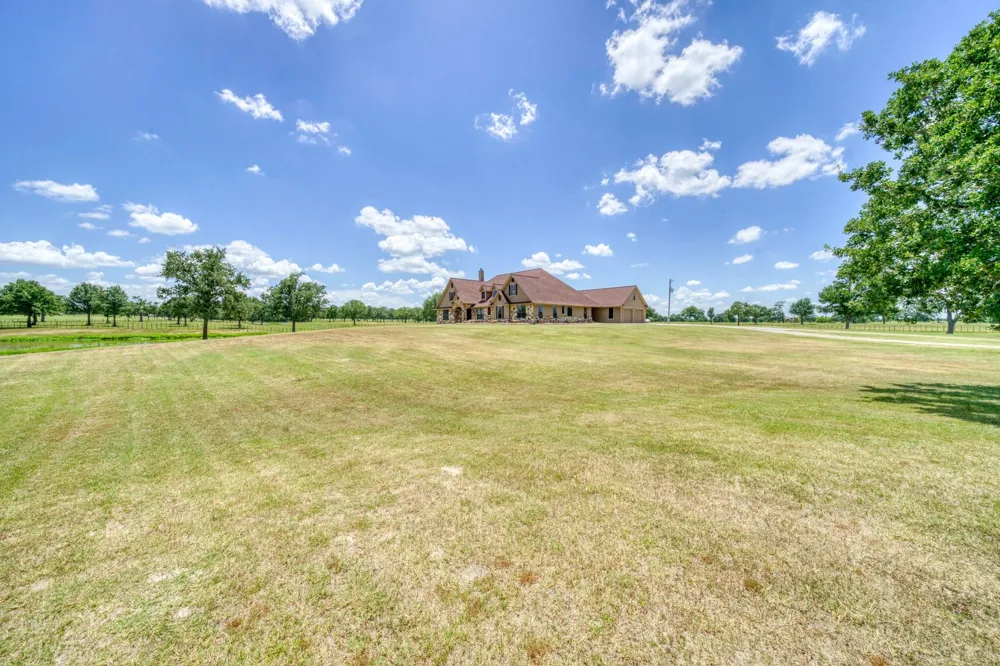 16316 County Road 436 Somerville, TX 77879
