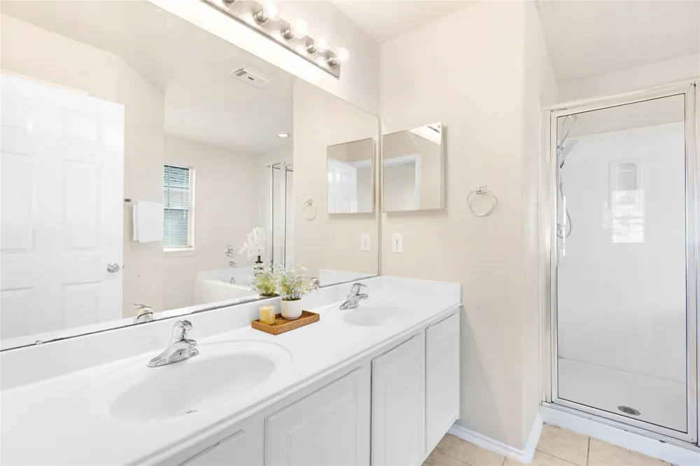 3412 Orchid Trace Lane Houston, TX 77047