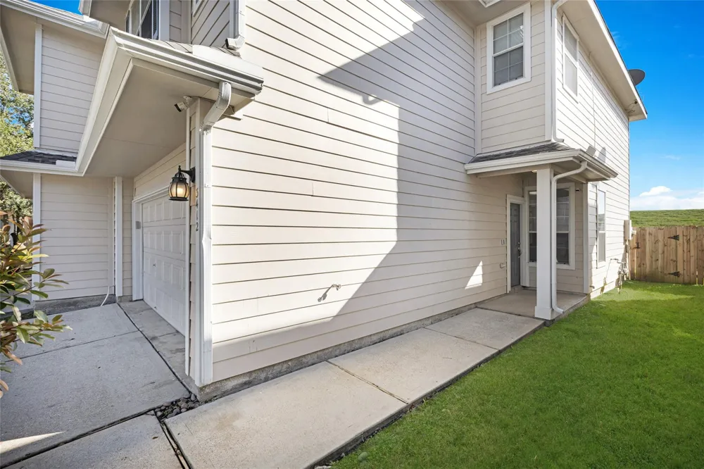 3412 Orchid Trace Lane Houston, TX 77047