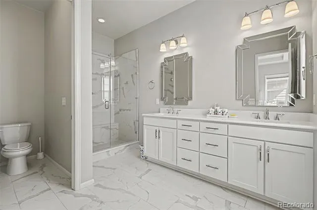 6421 Village Lane Centennial, CO 80111