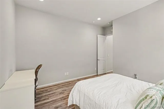 6421 Village Lane Centennial, CO 80111