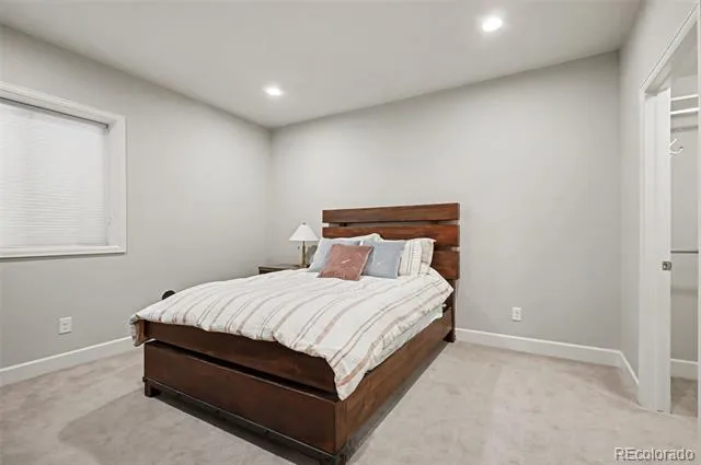 6421 Village Lane Centennial, CO 80111