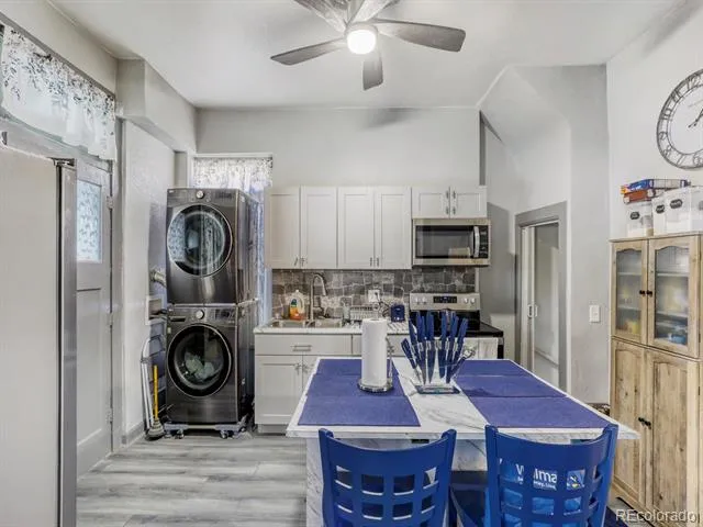 2949 Columbine Street Denver, CO 80205
