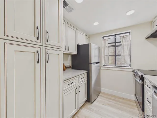 12514 E Cornell Avenue #203 Aurora, CO 80014
