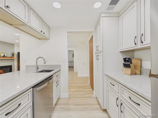 12514 E Cornell Avenue #203 Aurora, CO 80014