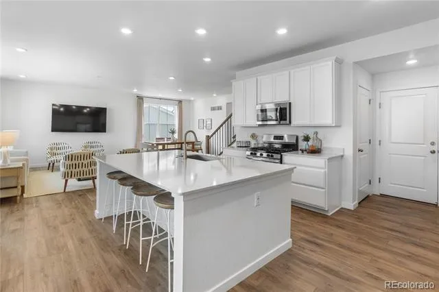 1147 E Hopkins Drive Elizabeth, CO 80107