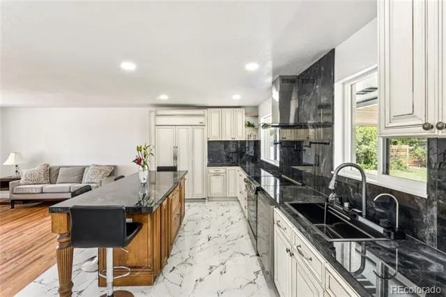 2327 E Mineral Avenue Centennial, CO 80122