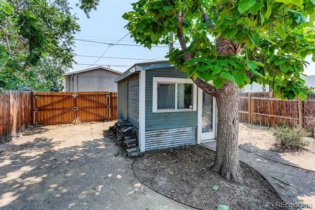 4644 High Street Denver, CO 80216