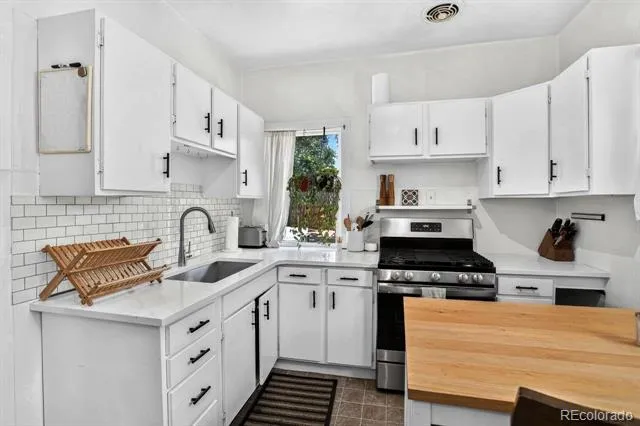 4644 High Street Denver, CO 80216