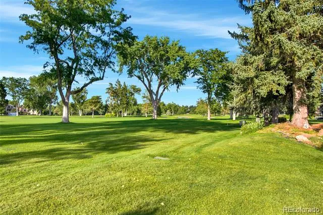 19 Niblick Lane Littleton, CO 80123