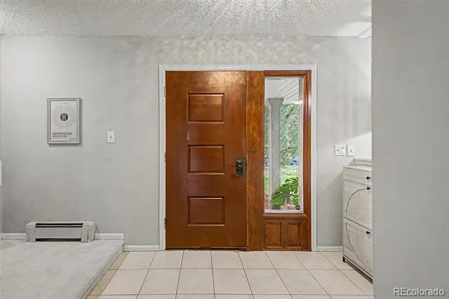 320 Oswego Court Aurora, CO 80010